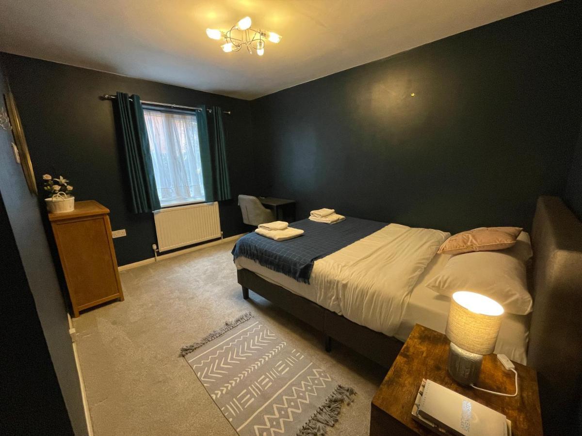2 Bedroom Apartment Near Southfields Londres Exterior foto